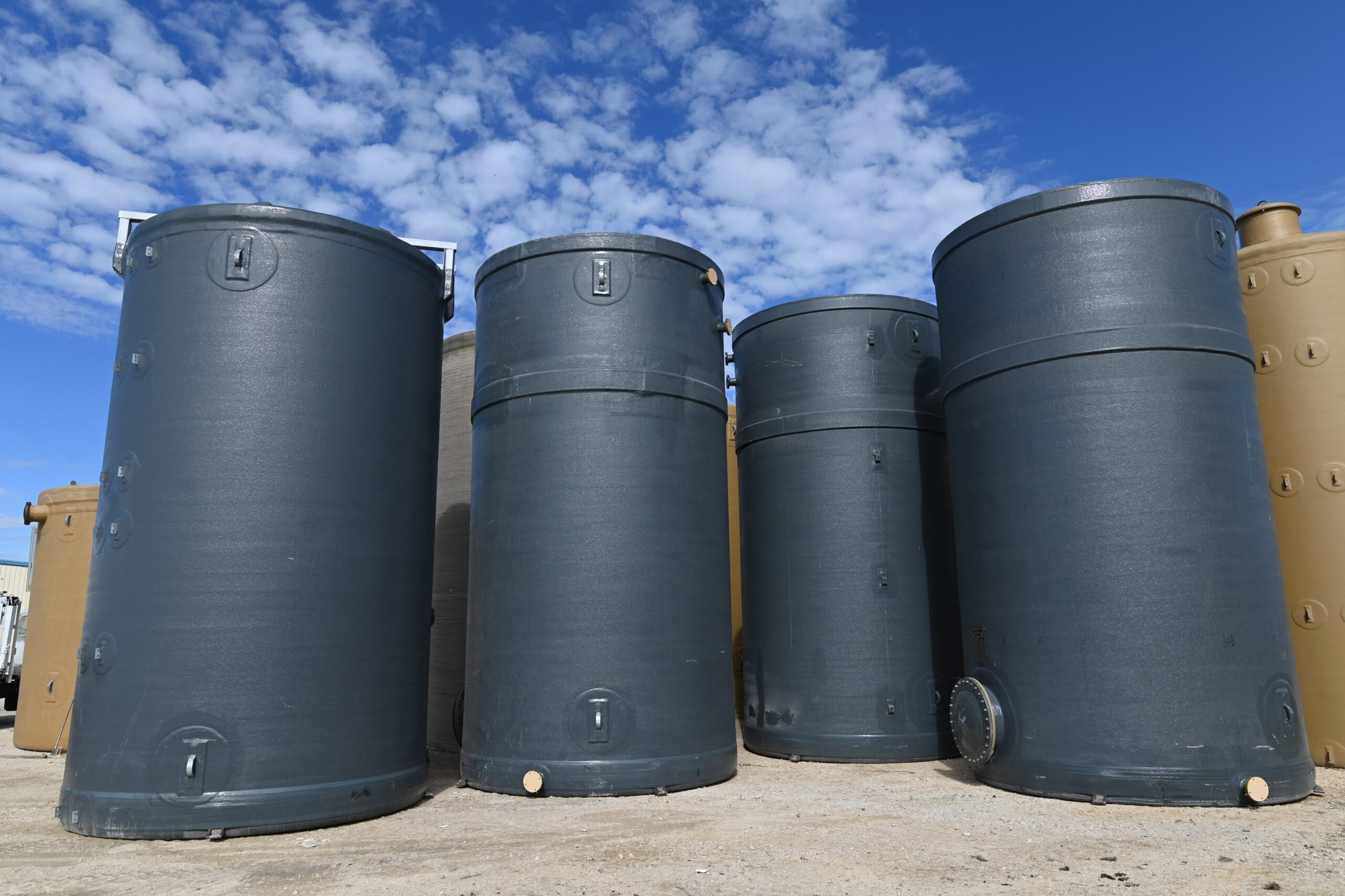 PPE Tanks Storage tanks for Oil and Gas